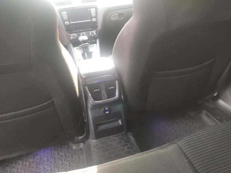 skoda octavia iii (5e3, nl3, nr3) del año 2015
