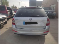 Recambio de porton trasero para skoda octavia iii (5e3, nl3, nr3) 1.8 tsi referencia OEM IAM   