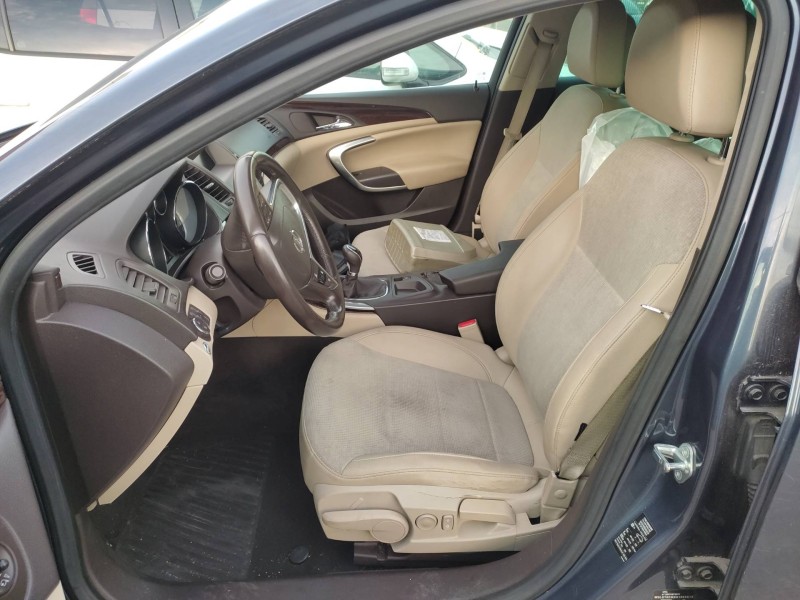 opel insignia sports tourer del año 2010