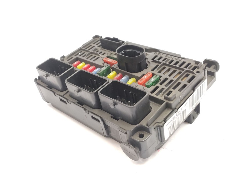 Recambio de caja reles / fusibles para peugeot 307 (3a/c) 1.4 16v referencia OEM IAM   