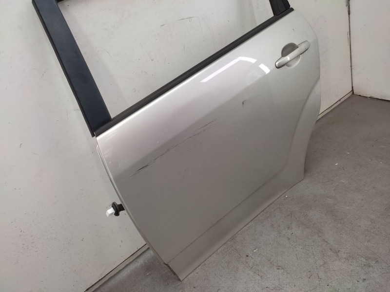 Recambio de puerta trasera izquierda para toyota corolla verso (zer_, zze12_, r1_) 1.8 (znr11_) referencia OEM IAM   