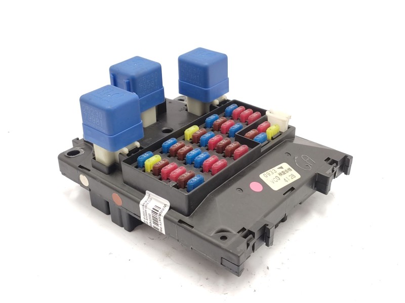 Recambio de caja reles / fusibles para nissan patrol gr v wagon (y61) 3.0 dti referencia OEM IAM   