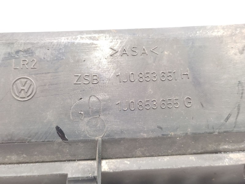 Recambio de calandra delantera de radiador para volkswagen golf iv (1j1) 1.9 tdi referencia OEM IAM   