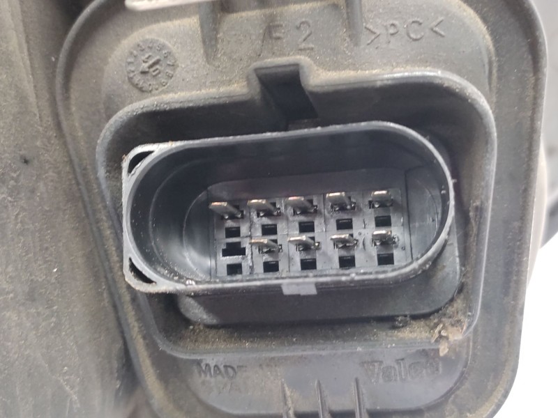 Recambio de faro izquierdo para volkswagen golf iv (1j1) 1.9 tdi referencia OEM IAM   