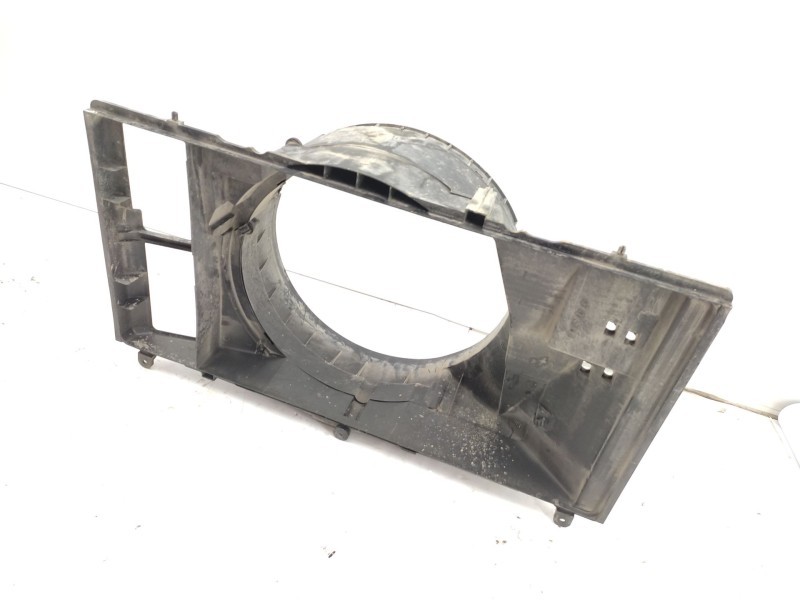 Recambio de panel frontal para nissan patrol gr v wagon (y61) 3.0 dti referencia OEM IAM  62500VC010 