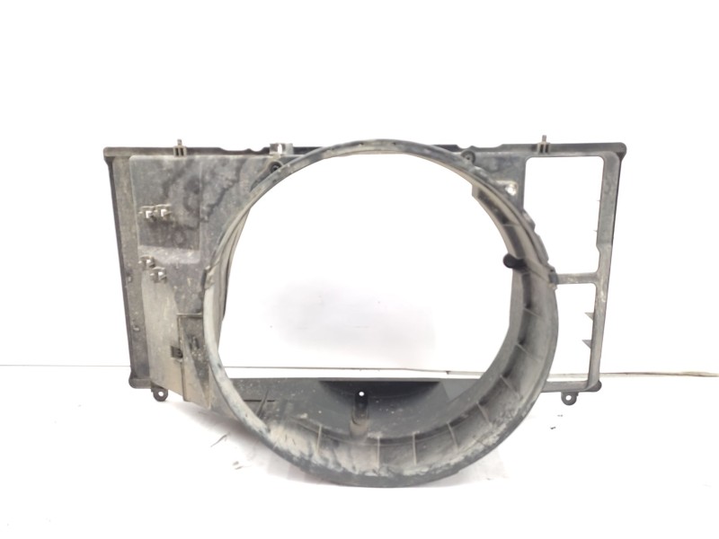 Recambio de panel frontal para nissan patrol gr v wagon (y61) 3.0 dti referencia OEM IAM  62500VC010 