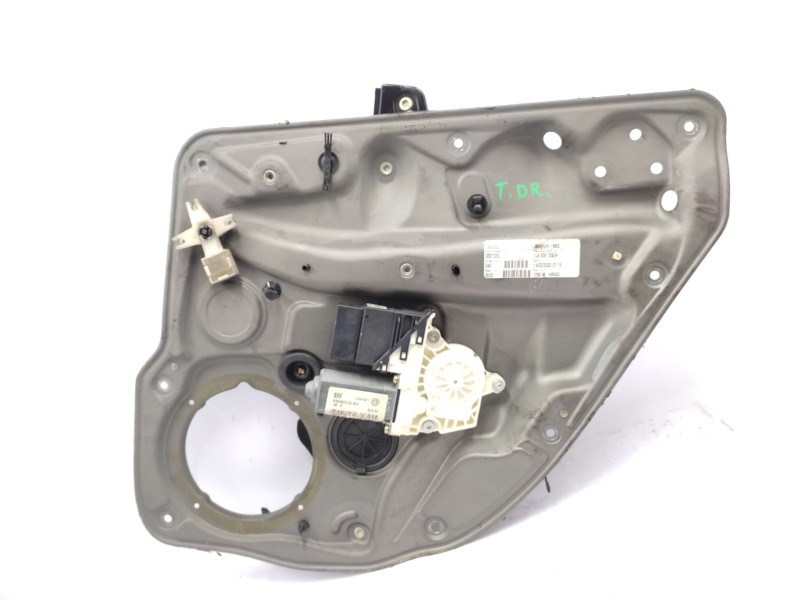 Recambio de elevalunas trasero derecho para volkswagen golf iv (1j1) 1.9 tdi referencia OEM IAM   