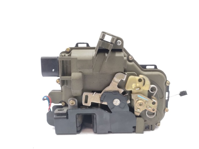 Recambio de cerradura puerta delantera derecha para volkswagen golf iv (1j1) 1.9 tdi referencia OEM IAM   
