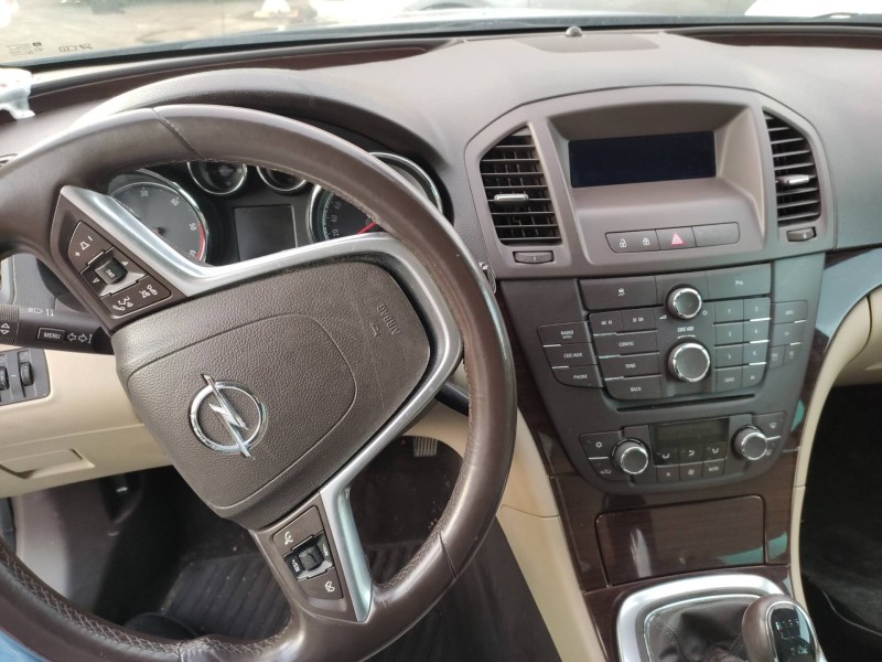 opel insignia sports tourer del año 2010