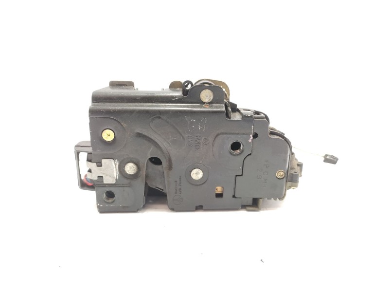 Recambio de cerradura puerta delantera izquierda para volkswagen golf iv (1j1) 1.9 tdi referencia OEM IAM   