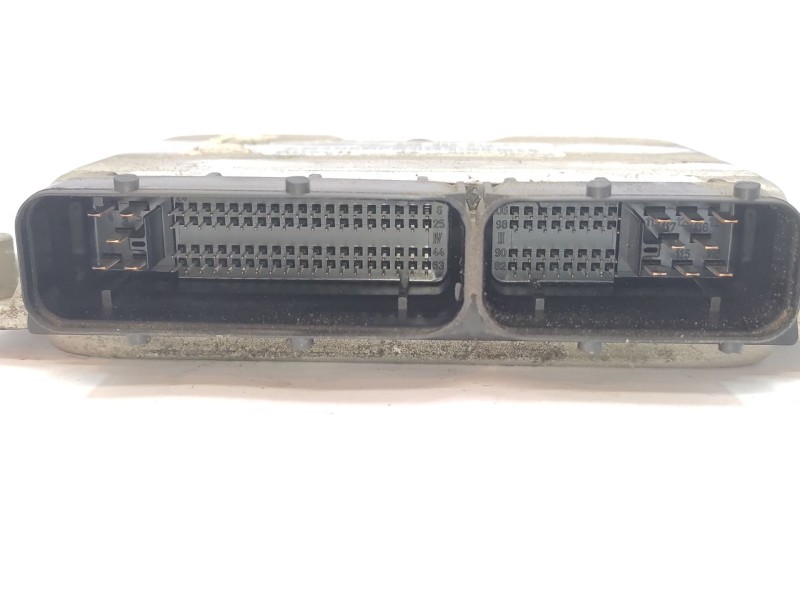Recambio de centralita motor uce para volkswagen golf iv (1j1) 1.9 tdi referencia OEM IAM   