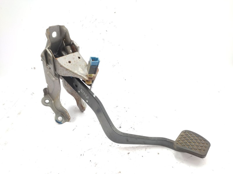 Recambio de pedal freno para nissan patrol gr v wagon (y61) 3.0 dti referencia OEM IAM   