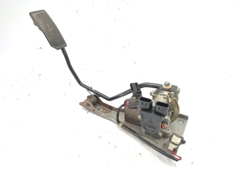 Recambio de pedal acelerador para nissan patrol gr v wagon (y61) 3.0 dti referencia OEM IAM   