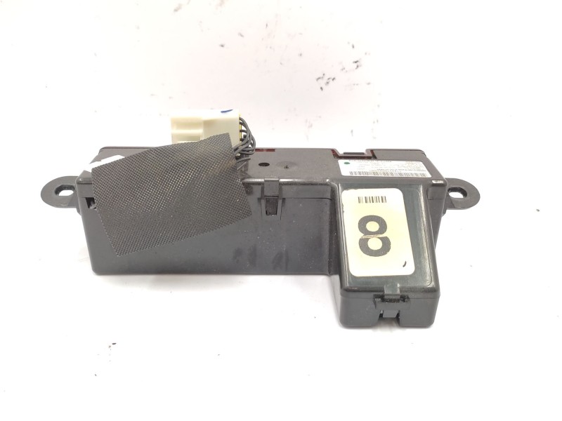 Recambio de pantalla multifuncion para nissan patrol gr v wagon (y61) 3.0 dti referencia OEM IAM   