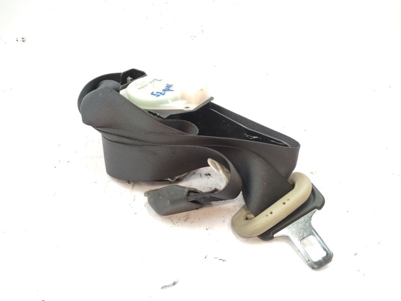 Recambio de cinturon seguridad delantero izquierdo para nissan patrol gr v wagon (y61) 3.0 dti referencia OEM IAM   
