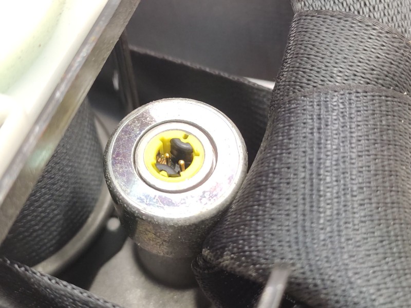 Recambio de cinturon seguridad delantero izquierdo para nissan patrol gr v wagon (y61) 3.0 dti referencia OEM IAM   