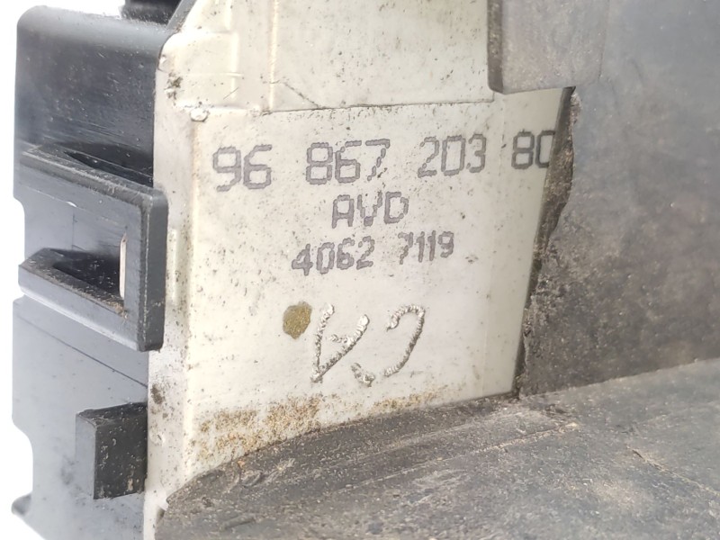 Recambio de cerradura puerta delantera derecha para citroën c4 i (lc_) 1.6 hdi referencia OEM IAM   