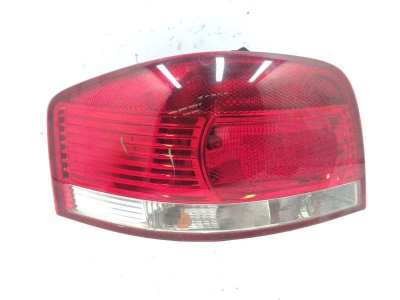 Recambio de piloto trasero izquierdo para audi a3 (8p1) 2.0 tdi 16v referencia OEM IAM  8P0945095 