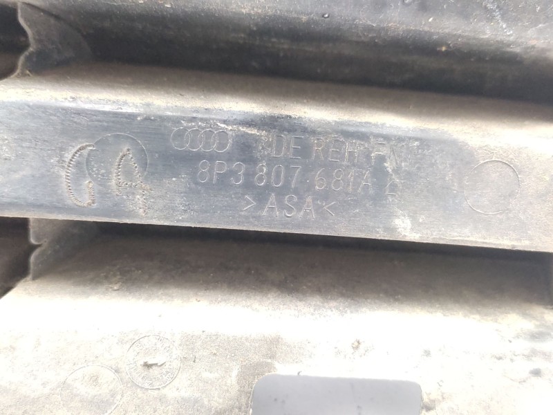 Recambio de rejilla paragolpes izquierda para audi a3 (8p1) 2.0 tdi 16v referencia OEM IAM   