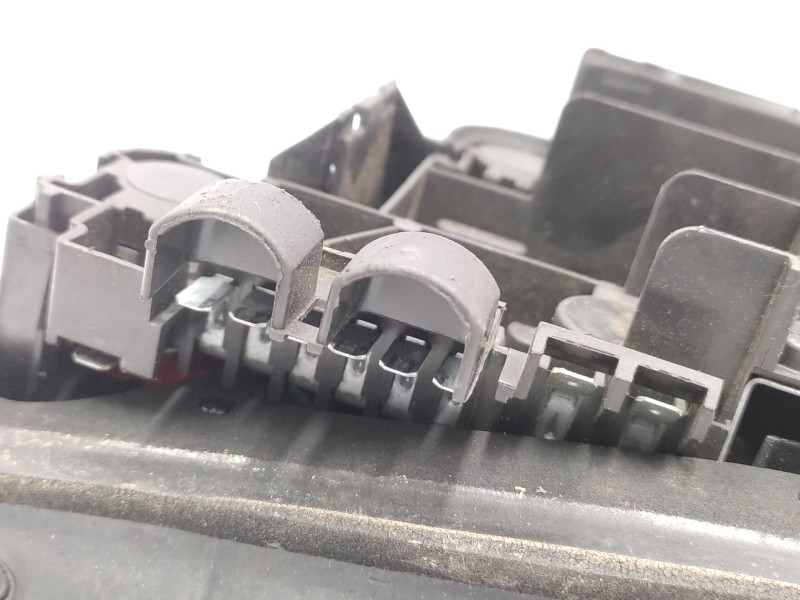 Recambio de piloto trasero izquierdo para volkswagen golf ii (19e, 1g1) 1.6 referencia OEM IAM   