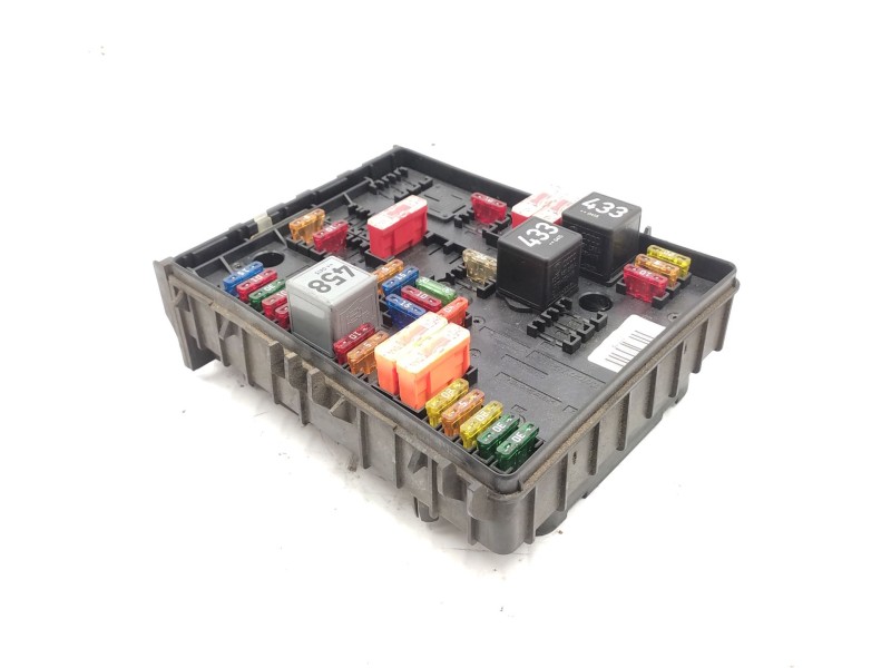 Recambio de caja reles / fusibles para audi a3 (8p1) 2.0 tdi 16v referencia OEM IAM   