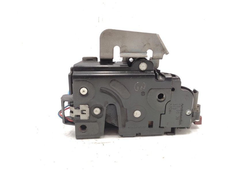 Recambio de cerradura puerta delantera izquierda para audi a3 (8p1) 2.0 tdi 16v referencia OEM IAM  4E1837015 