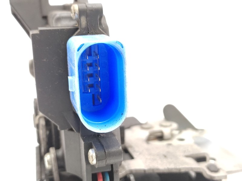 Recambio de cerradura puerta delantera izquierda para audi a3 (8p1) 2.0 tdi 16v referencia OEM IAM  4E1837015 
