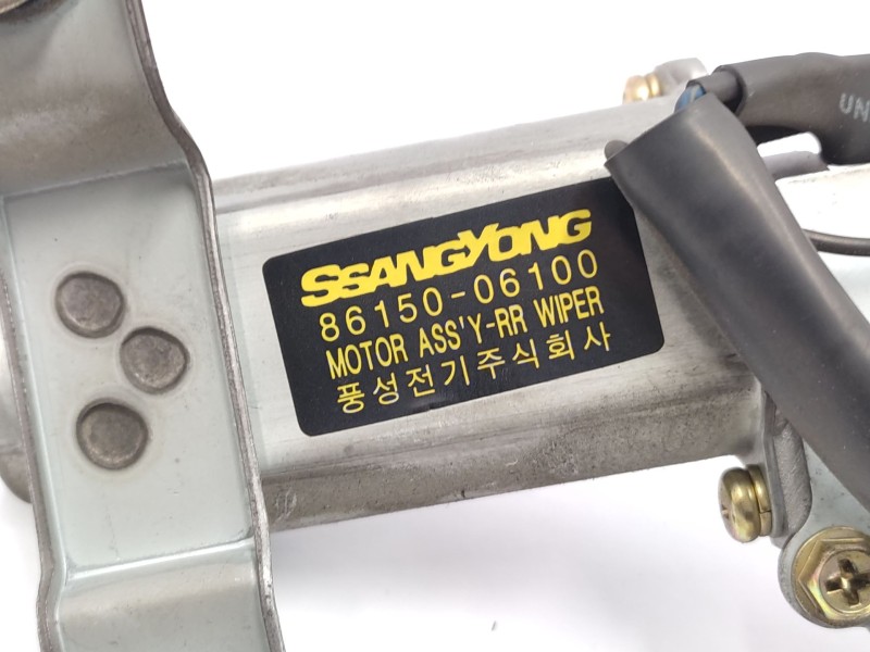 Recambio de motor limpia trasero para ssangyong korando (kj) 2.9 td referencia OEM IAM   