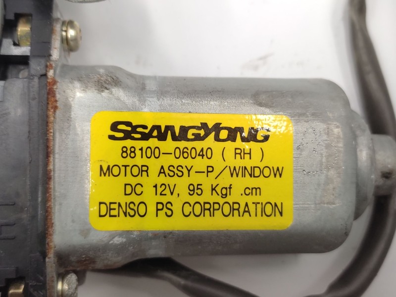 Recambio de elevalunas delantero derecho para ssangyong korando (kj) 2.9 td referencia OEM IAM   