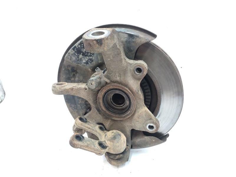 Recambio de mangueta delantera derecha para ssangyong korando (kj) 2.9 td referencia OEM IAM   