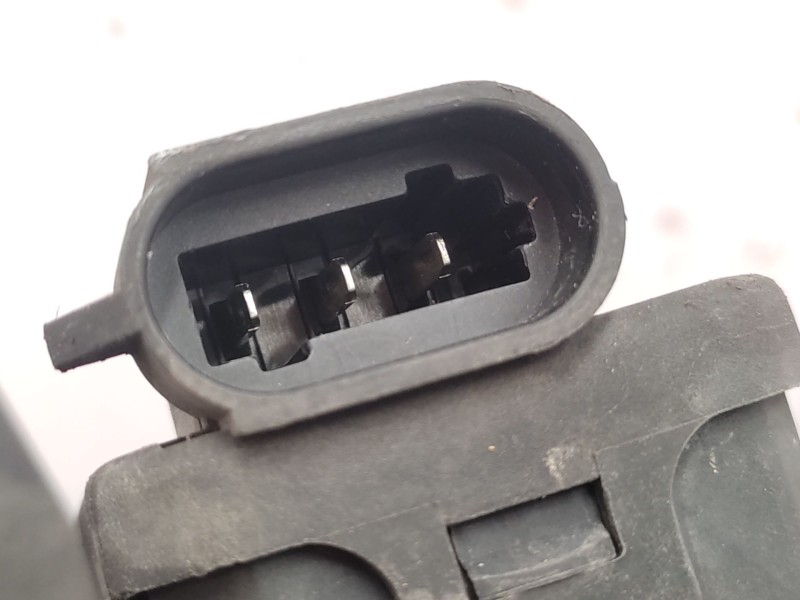 Recambio de faro izquierdo para renault clio ii (bb_, cb_) 1.5 dci (b/cb08) referencia OEM IAM   