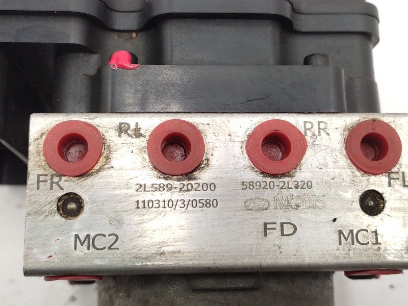 Recambio de abs para hyundai i30 (fd) 1.6 crdi referencia OEM IAM  589202L320 