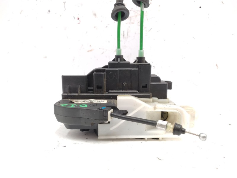 Recambio de cerradura puerta delantera izquierda para hyundai i30 (fd) 1.6 crdi referencia OEM IAM  813102L020 