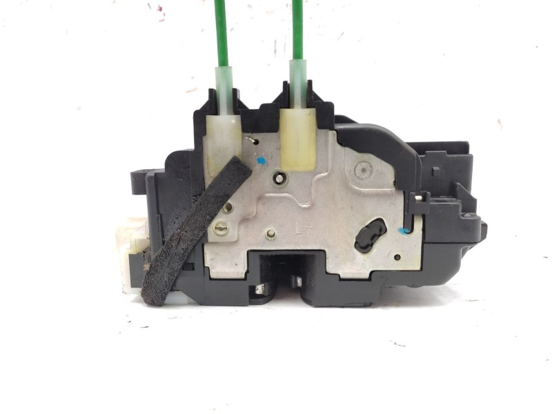 Recambio de cerradura puerta delantera izquierda para hyundai i30 (fd) 1.6 crdi referencia OEM IAM  813102L020 