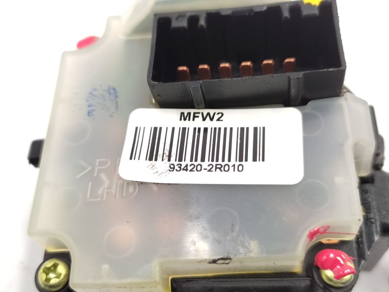 Recambio de mando limpia para hyundai i30 (fd) 1.6 crdi referencia OEM IAM   
