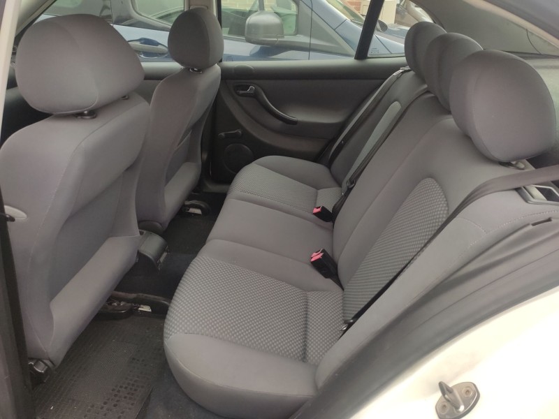 seat leon (1m1) del año 2003