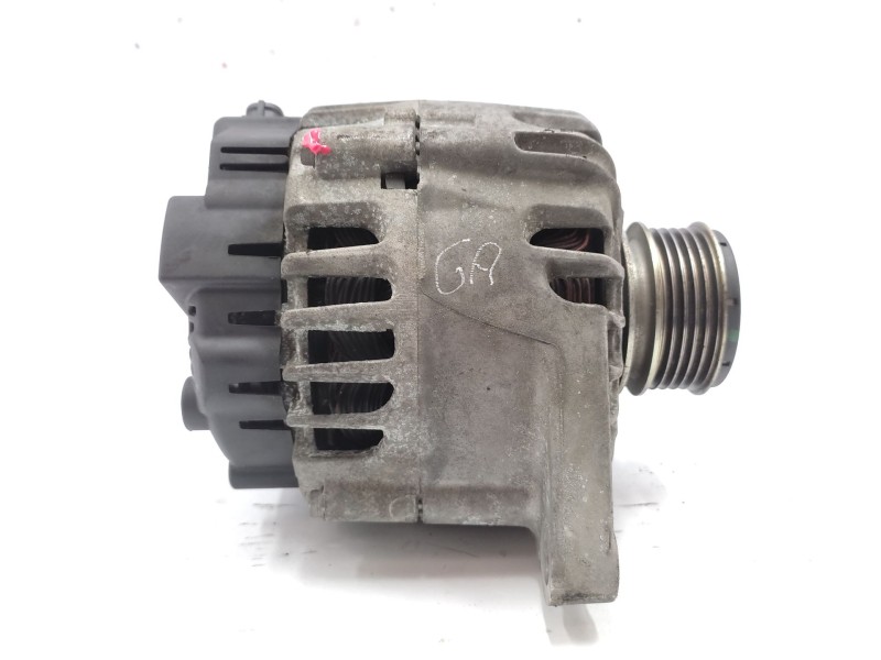 Recambio de alternador para hyundai i30 (fd) 1.6 crdi referencia OEM IAM  373002A601 