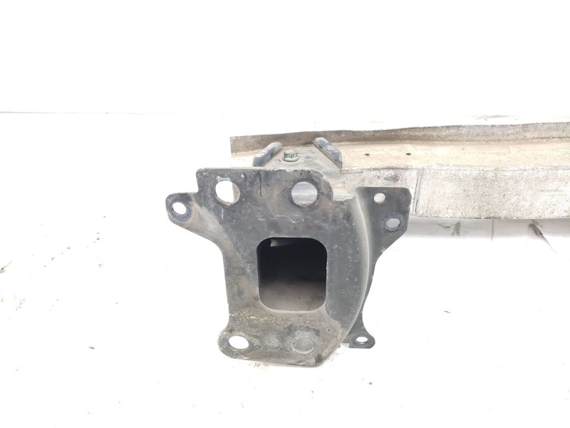 Recambio de refuerzo paragolpes delantero para audi a3 (8p1) 2.0 tdi 16v referencia OEM IAM  8P0807113B 