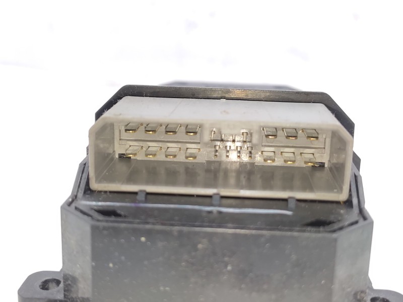 Recambio de mando elevalunas delantero izquierdo para honda cr-v iii (re_) 2.2 i-ctdi 4wd (re6) referencia OEM IAM   