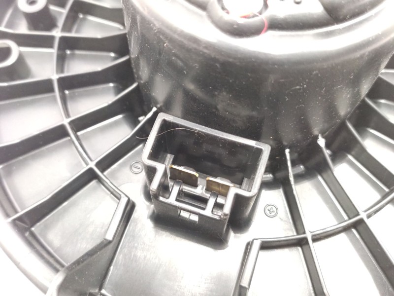 Recambio de motor calefaccion para honda cr-v iii (re_) 2.2 i-ctdi 4wd (re6) referencia OEM IAM   