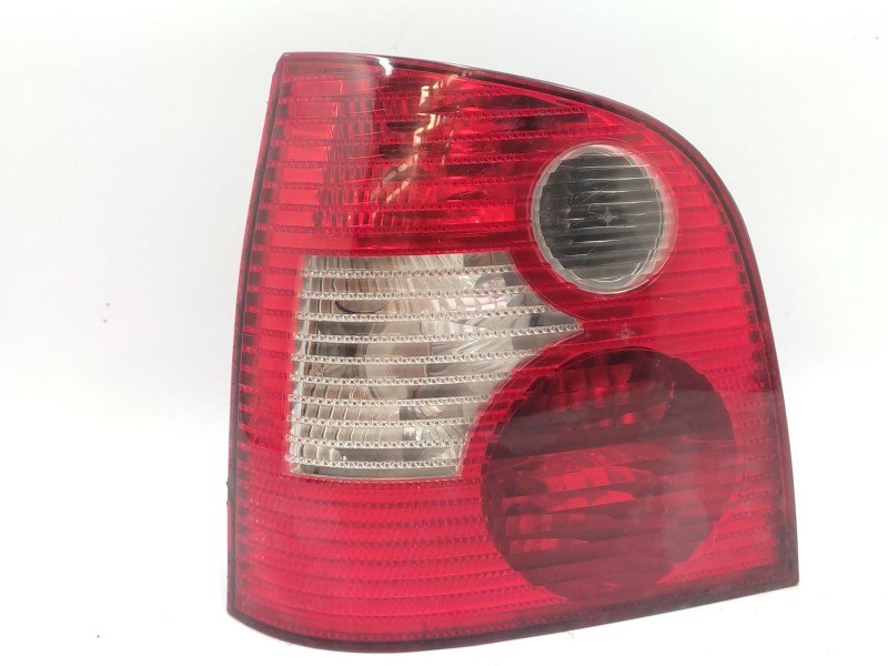 Recambio de piloto trasero izquierdo para volkswagen polo iv (9n_, 9a_) 1.9 sdi referencia OEM IAM  6Q6945095G 