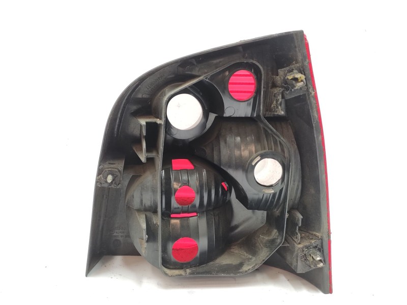 Recambio de piloto trasero izquierdo para volkswagen polo iv (9n_, 9a_) 1.9 sdi referencia OEM IAM  6Q6945095G 