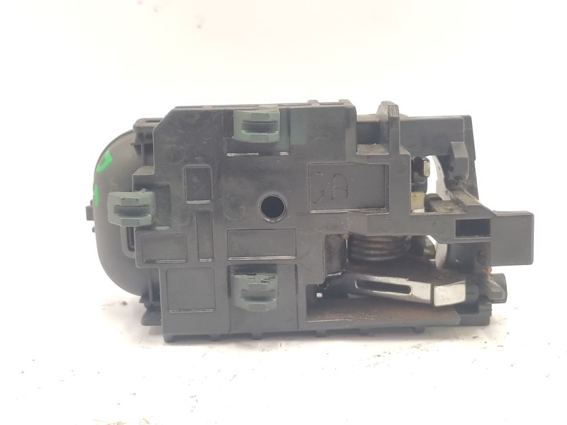 Recambio de maneta interior delantera izquierda para nissan patrol gr v wagon (y61) 3.0 dti referencia OEM IAM   