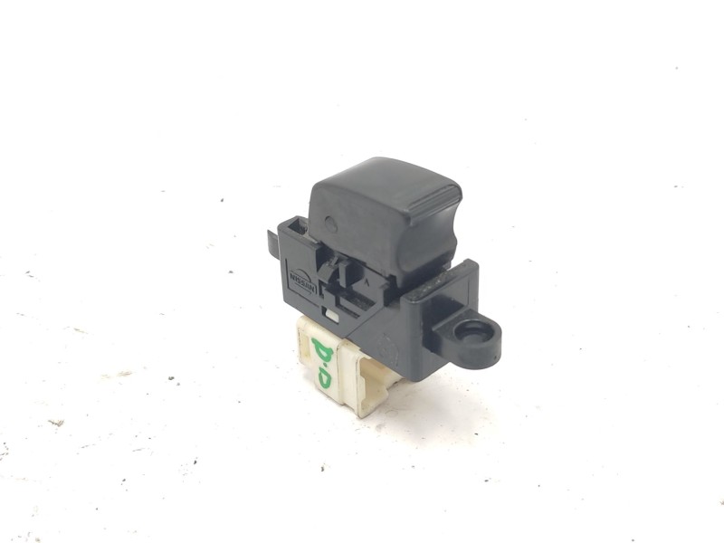 Recambio de mando elevalunas delantero derecho para nissan patrol gr v wagon (y61) 3.0 dti referencia OEM IAM  254100V000 