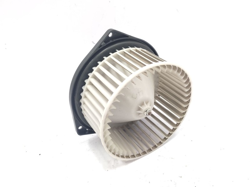 Recambio de motor calefaccion para nissan patrol gr v wagon (y61) 3.0 dti referencia OEM IAM  27200VB001 