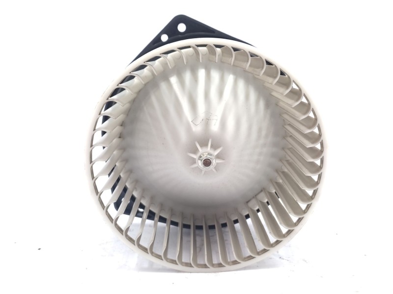 Recambio de motor calefaccion para nissan patrol gr v wagon (y61) 3.0 dti referencia OEM IAM  27200VB001 
