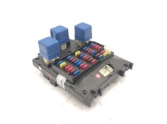 Recambio de caja reles / fusibles para nissan patrol gr v wagon (y61) 3.0 dti referencia OEM IAM   