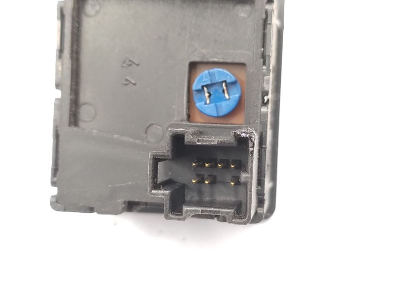 Recambio de interruptor para nissan patrol gr v wagon (y61) 3.0 dti referencia OEM IAM   