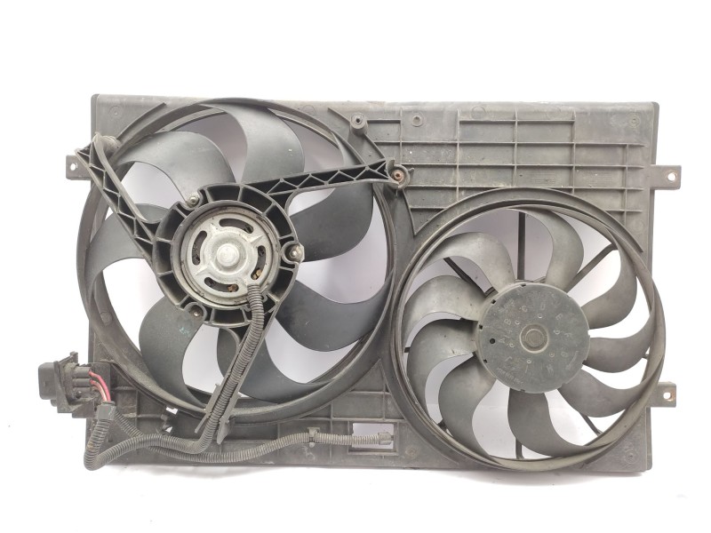 Recambio de electroventilador para volkswagen polo iv (9n_, 9a_) 1.9 sdi referencia OEM IAM  6Q0121207F 
