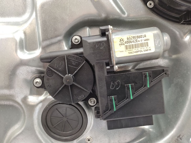 Recambio de elevalunas delantero derecho para volkswagen polo iv (9n_, 9a_) 1.9 sdi referencia OEM IAM  6Q4837462J 